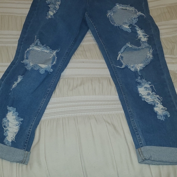 Vibrant boyfriend  Jeans - Picture 4 of 9